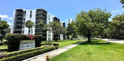 3475 N Country Club Dr Unit #204, Aventura