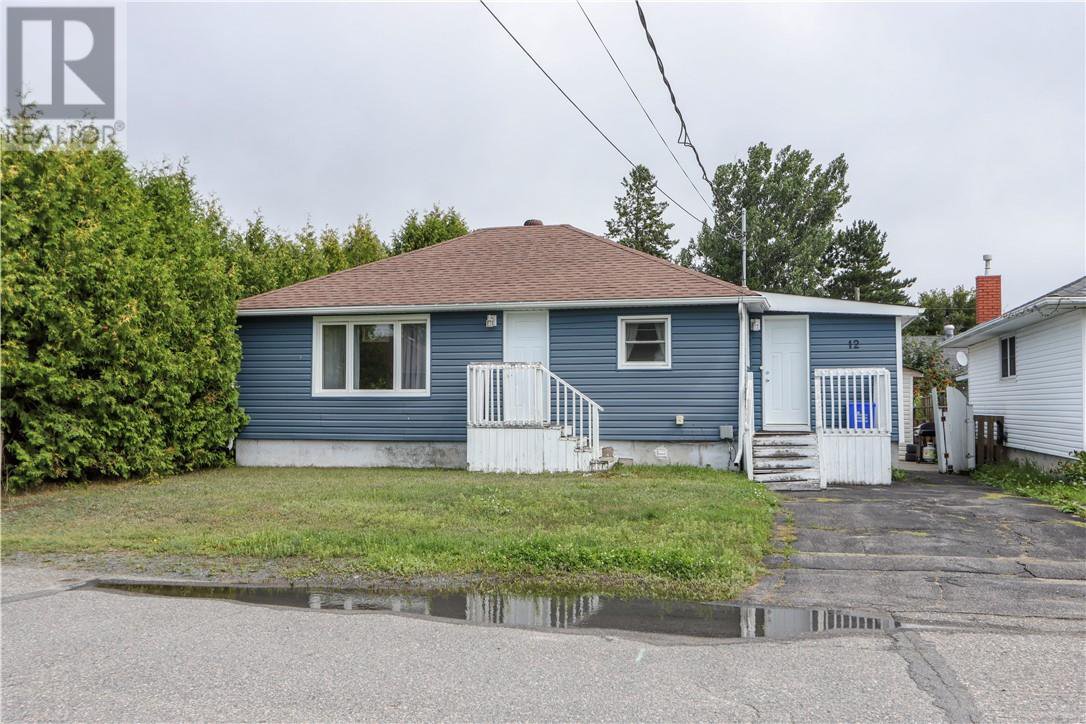 12 Oakwood Avenue, Capreol listing thumbnail