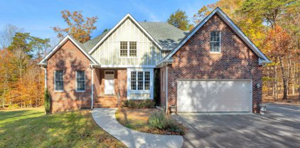 2586 Proffit Rd, Charlottesville