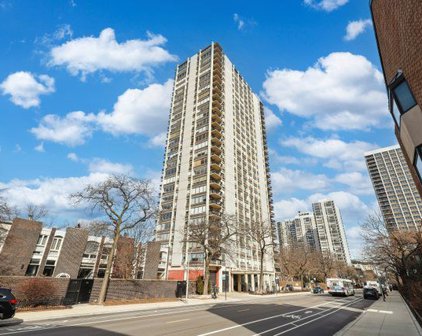 1355 N Sandburg Terrace Unit #1801D, Chicago