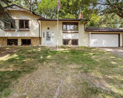 12330 70th Avenue N, Maple Grove