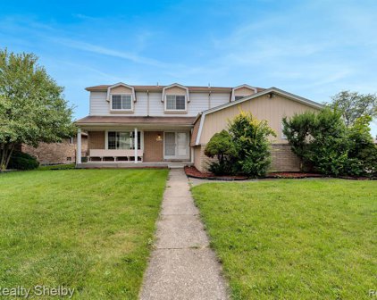 4654 BLOOMFIELD, Sterling Heights