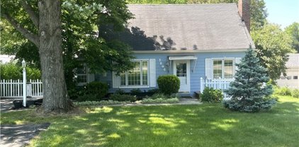 7806 Lewis Road, Olmsted Falls