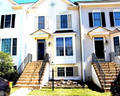 12916 Hyannis Ln, Woodbridge