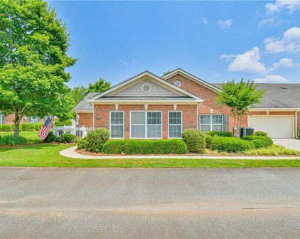 529 Sawnee Corners Drive, Cumming