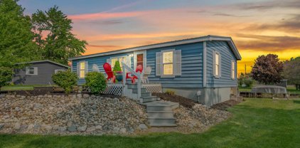 622 Kim Drive, Coldwater