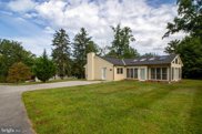 5835 Trotter Rd, Clarksville image