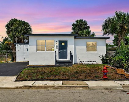 1444 W 28th St, Riviera Beach