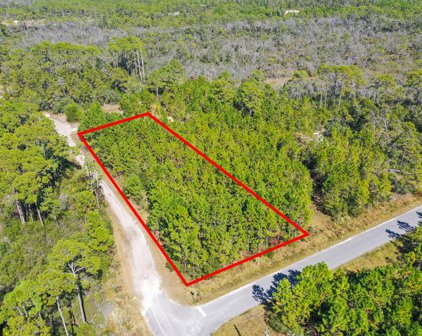 1002 Ne 5th St, Carrabelle