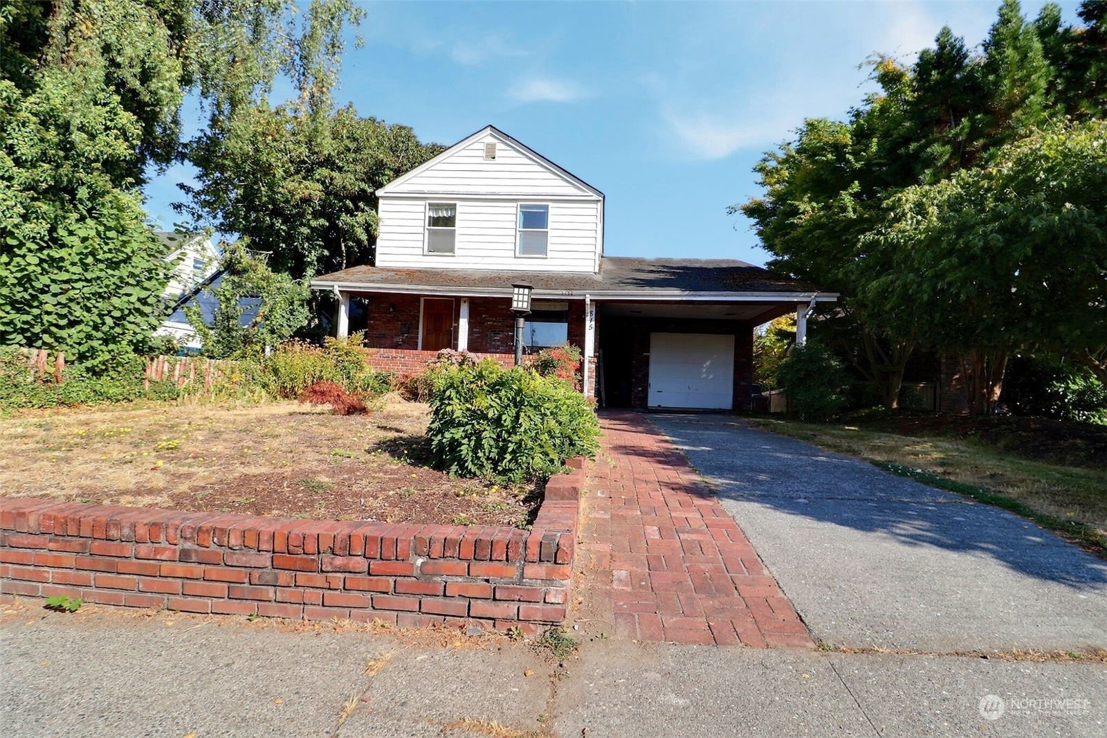 815 Hoyt Avenue, Everett MLS 2001776 Skyline Properties, Inc