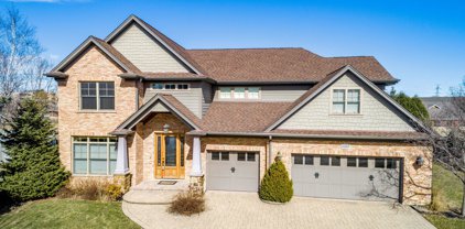 2307 N James Court, Arlington Heights