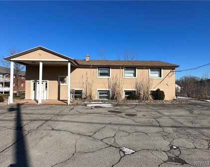 2095 Baseline  Road, Grand Island-144600