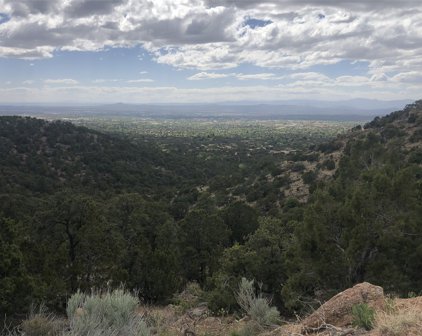30 N Cloudstone, Santa Fe