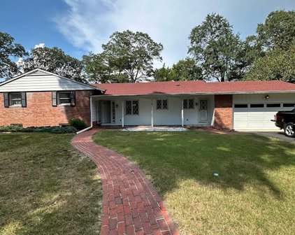 7587 Rivershore Dr, Seaford