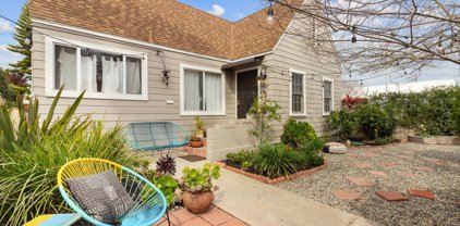 737  Flower Ave, Venice