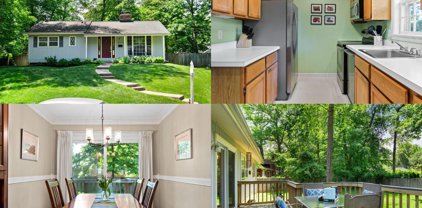 8222 Crown Court Rd, Alexandria