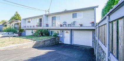 638 Alderson Avenue, Coquitlam