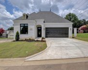 100 Mergeron, Little Rock image