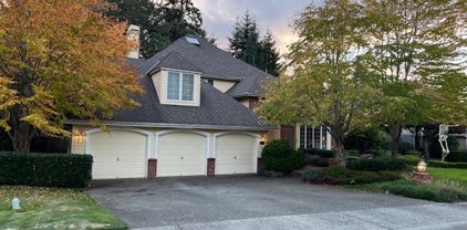 6130 Bayview Drive, Mukilteo