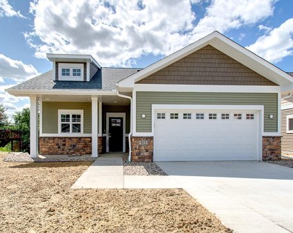 912 Wencel Avenue NE, New Prague