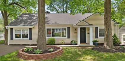 2701 W 75th Place, Prairie Village