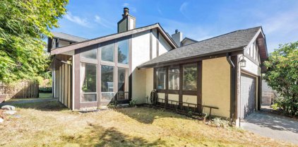 1003 Alpine Place, Port Moody
