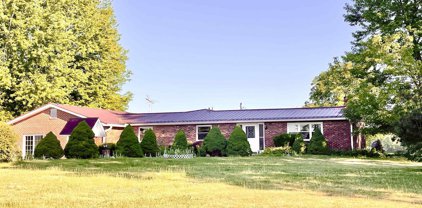7798 S Strawtown Pike, Jonesboro
