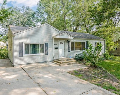 8721 Booth Avenue, Raytown