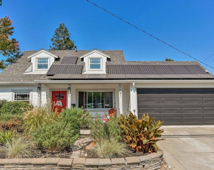 1461 Cape Cod Way, Concord