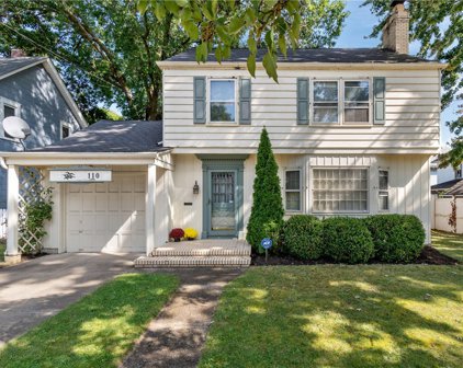 110 Hall Street, Orrville