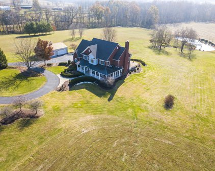 664 Anderson Ln, Shelbyville