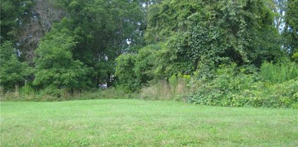 6316 Mckinley  Parkway, Hamburg-144889