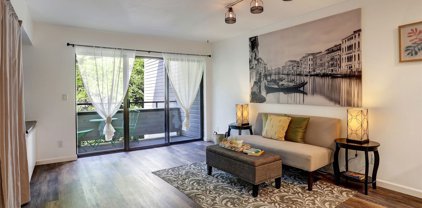 211 Summit Avenue E Unit #S318, Seattle