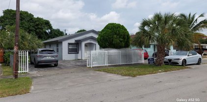 553 E 61st St, Hialeah