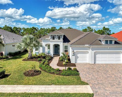 26595 Raphis Royale Boulevard, Englewood