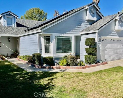 28873 Shadyview Drive, Canyon Country