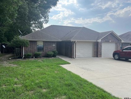 7020 Walnut hill, Flint