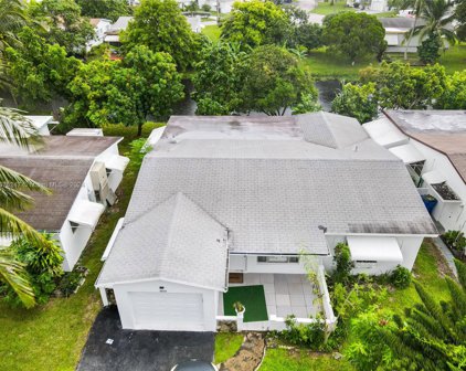 4216 Nw 52nd Ave, Lauderdale Lakes