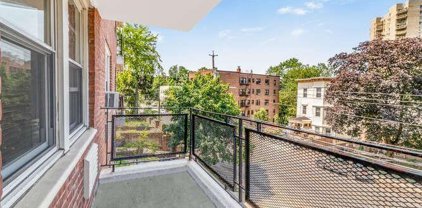 440 Warburton Avenue Unit #2E, Yonkers