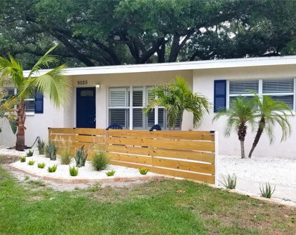 9025 93rd Street, Seminole