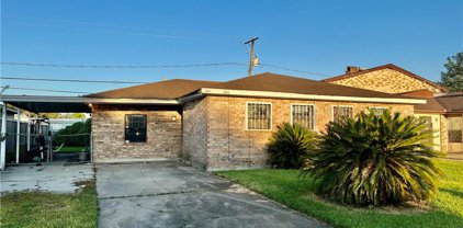 300 Mockingbird  Lane, St. Rose