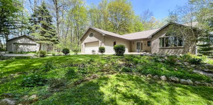 8375 Winterforest Drive NE, Rockford