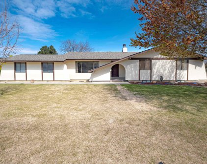 6808 W 12th Pl, Kennewick