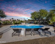 10214 N 58th Place, Paradise Valley image
