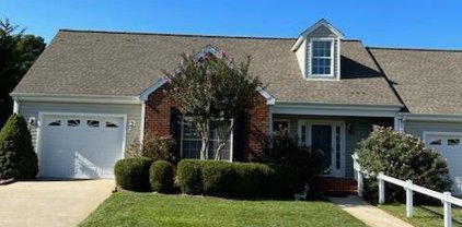 401 Horizon Drive, Forest