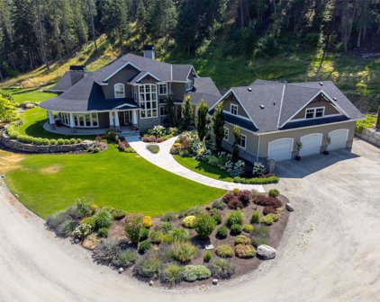 5051 Paradise Valley Drive, Peachland
