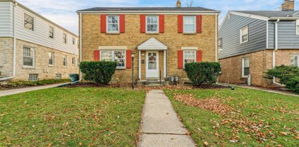 9117 West Hawthorne Avenue Unit 9115, Milwaukee