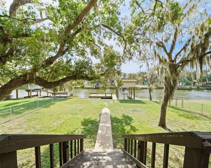 128 Private Road 652, Sargent