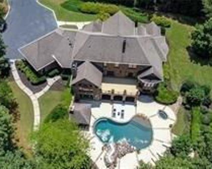 5675 Kennedy Road, Suwanee