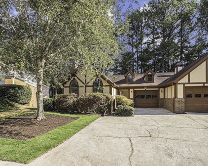 39 Dover Trail, Peachtree City